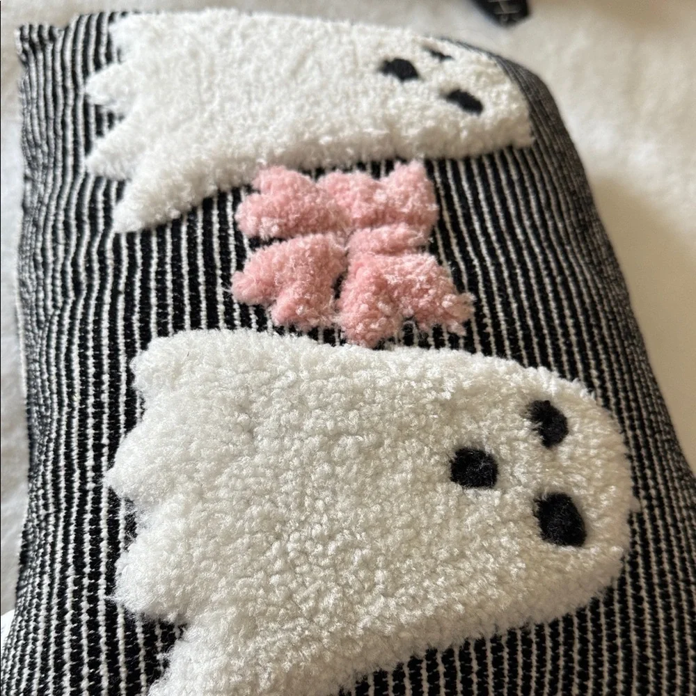👻🎀Goblin & Ghoul Halloween striped ghost with pink bow 👻🎀